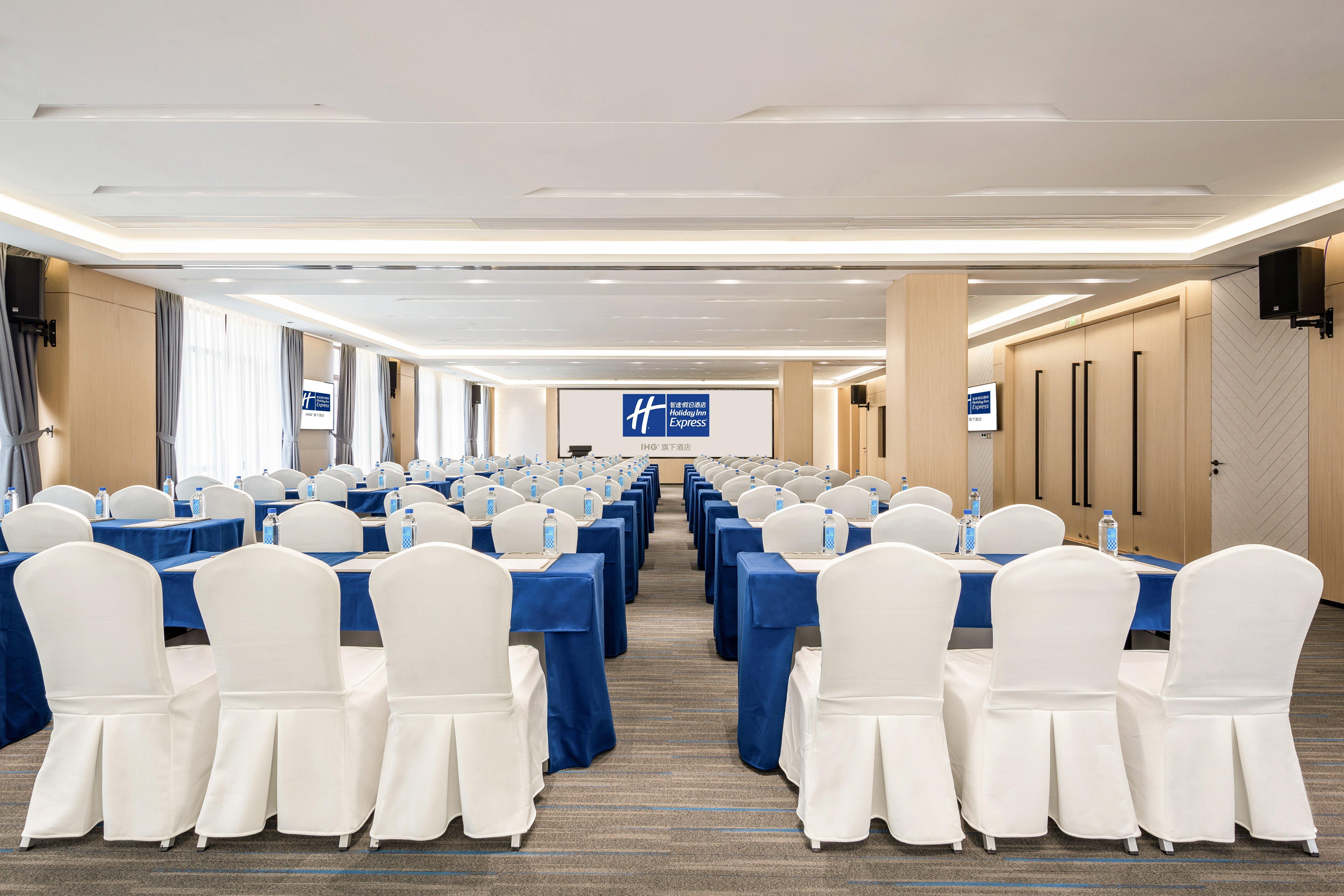 Holiday Inn Express Jinjiang Anhai, an IHG Hotel Bagian luar foto