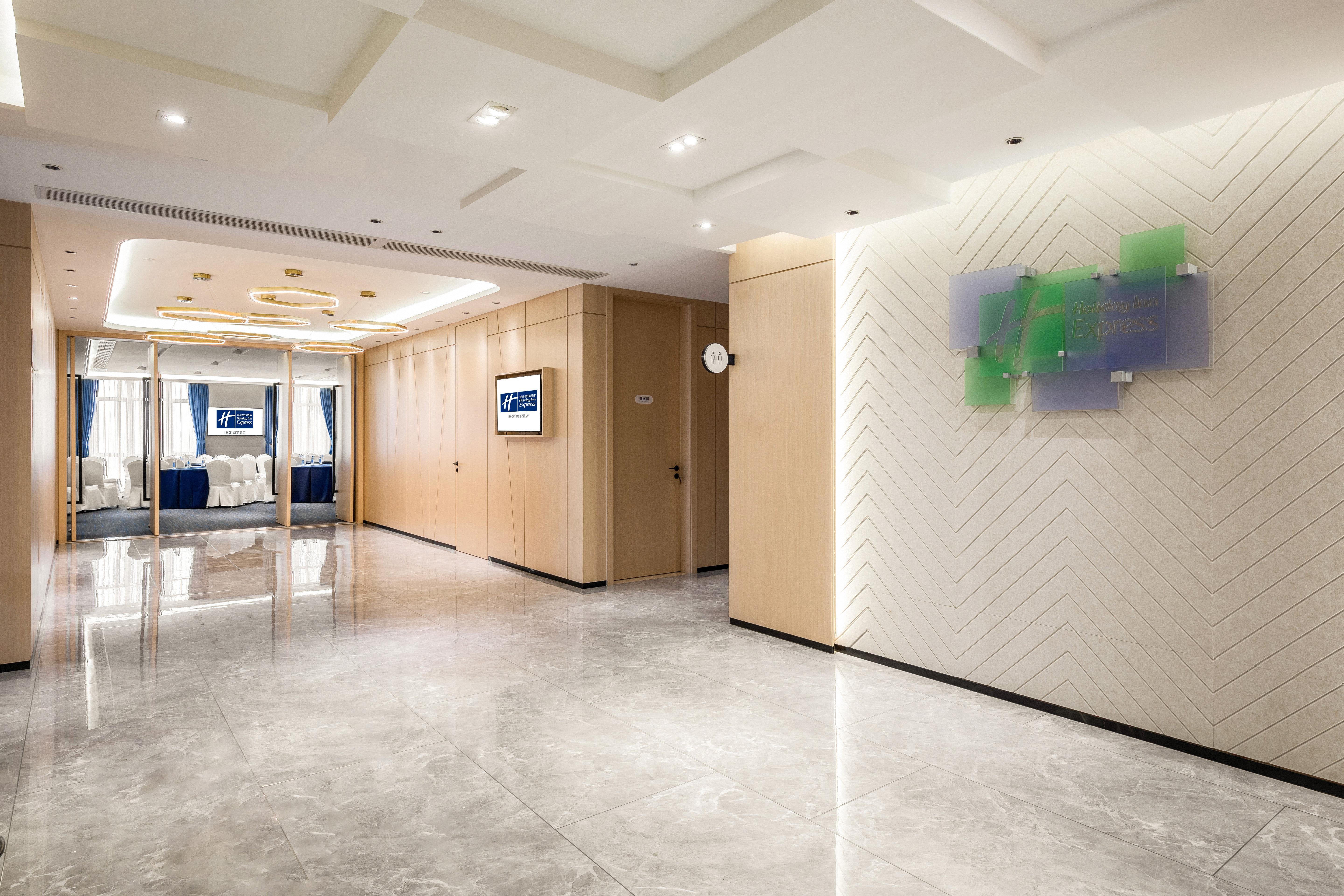 Holiday Inn Express Jinjiang Anhai, an IHG Hotel Bagian luar foto