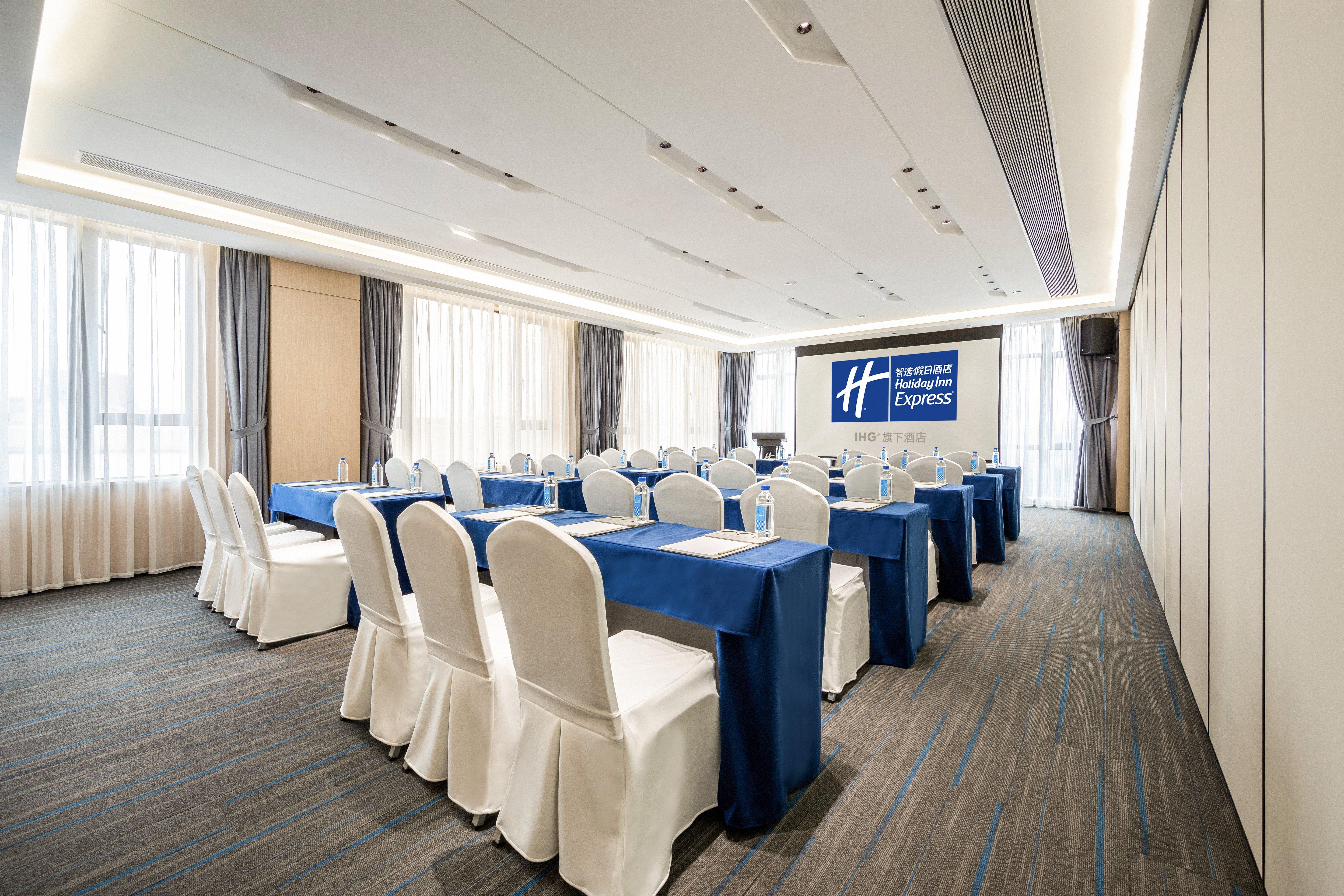 Holiday Inn Express Jinjiang Anhai, an IHG Hotel Bagian luar foto